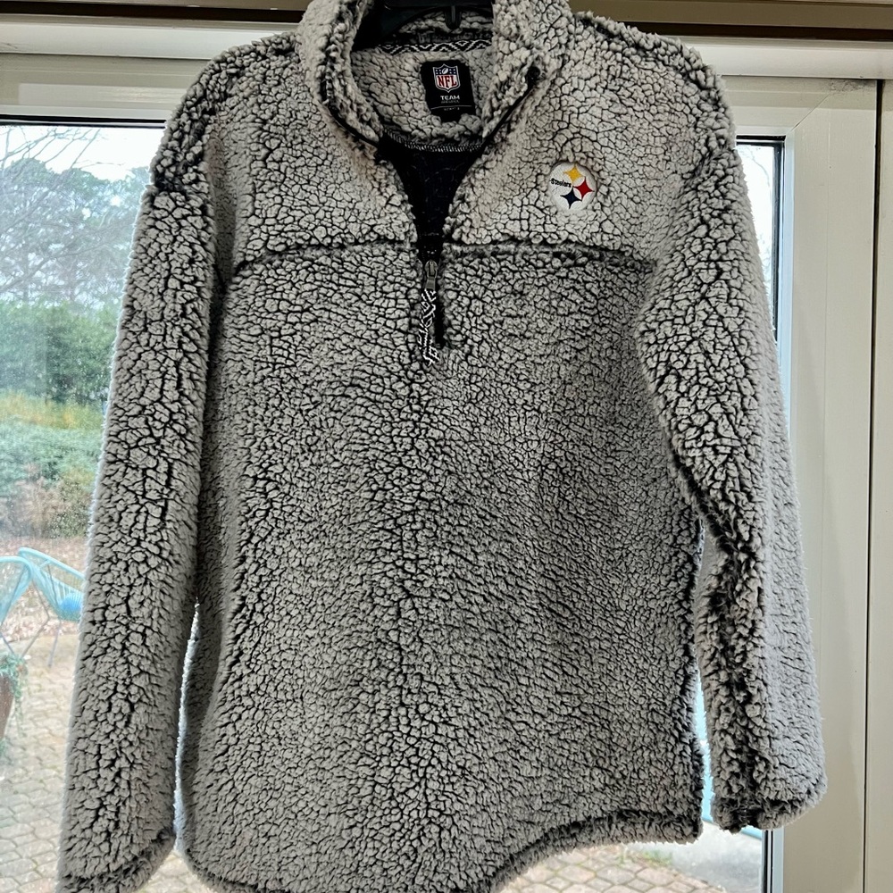 NFL Steelers Gray Sherpa Pullover